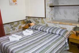 Gasponi House | Villa Garden - Case Vacanze con Piscina