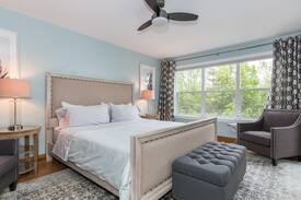 Collingwood Bed & Breakfast | Mountain Suite - Craigleith Manor Bed & Breakfast