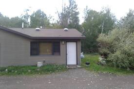 Cloquet Cabin | Cabin on private lake full of fish and sandy beach