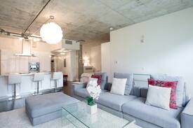 Ville-Marie Apartment | Luxueux loft meublé centre-ville - Lofts Wilson