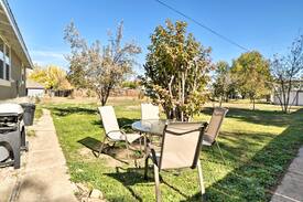 Cortez House | Tea Rose Cottage w/Yard, 3 Blks to DT Cortez