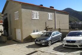 Portbou House | Una casa con vistas en Portbou