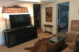 Virginia Highland Apartment | Private 1BR Apartment in Virginia Highland