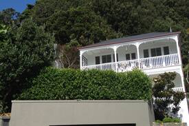 Mount Eden House | Beautiful Mt Eden Villa with Amazing Views