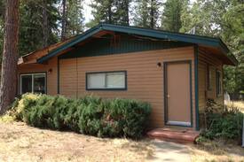 Douglas City Cabin | Beautiful Cabin on Trinity River!