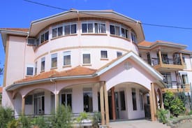 Kireka Apartment | Eka guest apartments