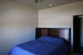 Meridian House | Private bedroom & bathroom near Village @ Meridian