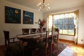 Colina House | Casa en conjunto de parcelas Chicureo