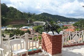 Portao House | Castelinho