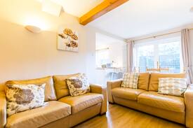 Farndon Apartment | Luxury Ground Floor Annex