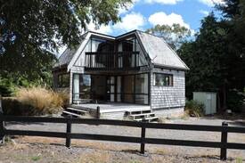 Ohakune Cabin | Cute & Cosy in the middle of 'Kune