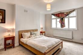 Islington Apartment | Two bedroom duplex apartment on garden square
