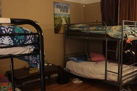 Santa Barbara House | Santa Barbara and UCSB Goleta Share girl room