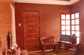 Tagaytay House | Casa Domingo Tagaytay Transient House