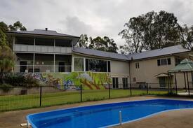Drewvale Villa | 3 Bedroom Granny Flat