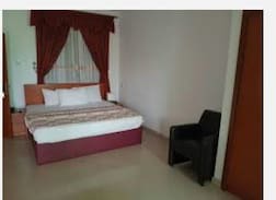 Pepease Hotel | Nkawkaw..kwadisco hotel
