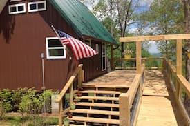 McMinnville Cabin | Sunrise Mountain Tree House Cabin