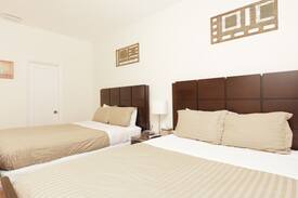 South Pointe Hotel | Beach_2 Queen beds& Futon#3 -SoFi! Parking!
