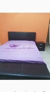 Bur Dubai Apartment | Master bedroom with attached bath bathtub 2500 aed