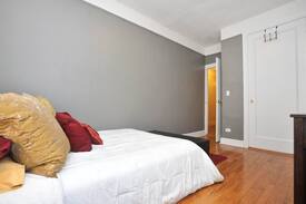 Fort George Apartment | One Fabulous Private Room