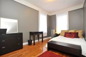 Fort George Apartment | One Fabulous Private Room