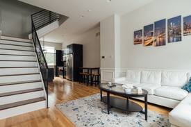 South Philadelphia House | PENN & CHOP ⭐️Top rated Philly Airbnb⭐️ Roof deck
