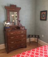 Whittier House | Queen bed in sunny bedroom