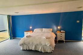 Darfield House | Private Darfield accommodation