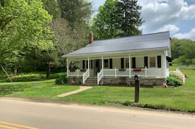 Glenmont House | Marymount Hideaway in Ohio’s Amish country