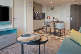 Heston Central Apartment | 1-bedroom Flat with complimentary Breakfast