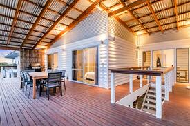 Wrenfordsley House | Sceale Bay Seaview Escape