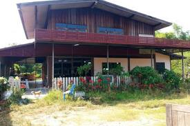 Ang Thong House | บ้านไม้สองชั้นให้เช่า คุณกานต์ จ.อ่างทอง