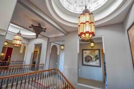 Chwiter Villa | Le clos des oliviers villa 12 suites