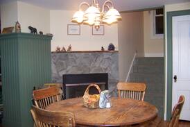 West Kill House | Cozy Catskill Ski/Hike Retreat