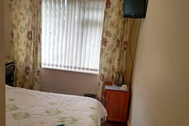 Whitby Bed & Breakfast | Assam House Guest House Whitby