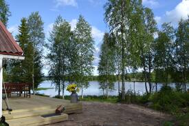 Rovaniemi Cabin | A cozy cottage by the river