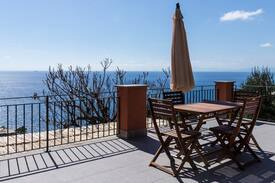 Recco Apartment | La Casa del Pittore Codice CITRA 010047-LT-0066
