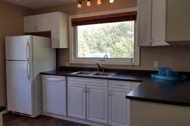 Southampton Cabin | SUMMER GETAWAY - PET FRIENDLY COTTAGE