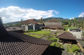 Cisarua Villa | Villa Bango-Puncak, Stunning Villa up to 30people.