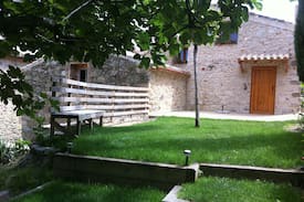 La Vajol House | Masia de Piedra del S.XVI en alquiler