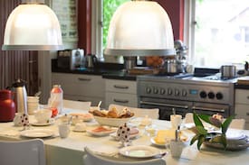 Plasmolen Bed & Breakfast | B&B NummerZES: nice place to relax