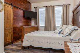 Beauregard Town Historic District House | THE NAPOLEON HOUSE