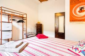 Alghero City Centre Apartment | Casa Tea, flat with private terrace