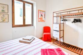 Alghero City Centre Apartment | Casa Tea, flat with private terrace