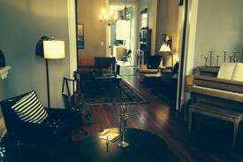 Faubourg Delachaise Apartment | Beautiful 3bd, 2.5 bath steps from Magazine St