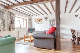 Buckerell House | Rose Cottage at Treaslake Farm & Holiday Cottages