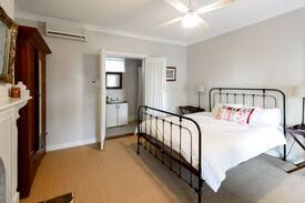 York Bed & Breakfast | Hope Farm Guesthouse - The Red Room
