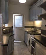 Finchley Church End House | Double room in a bungalow, clean, relaxing space