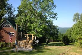 McMinnville Cabin | Sunrise Mountain Tree House Cabin