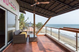 Vypin House | Camper by the bay, cherai beach